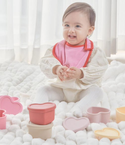 Little Heart Silicone Bowl with lid